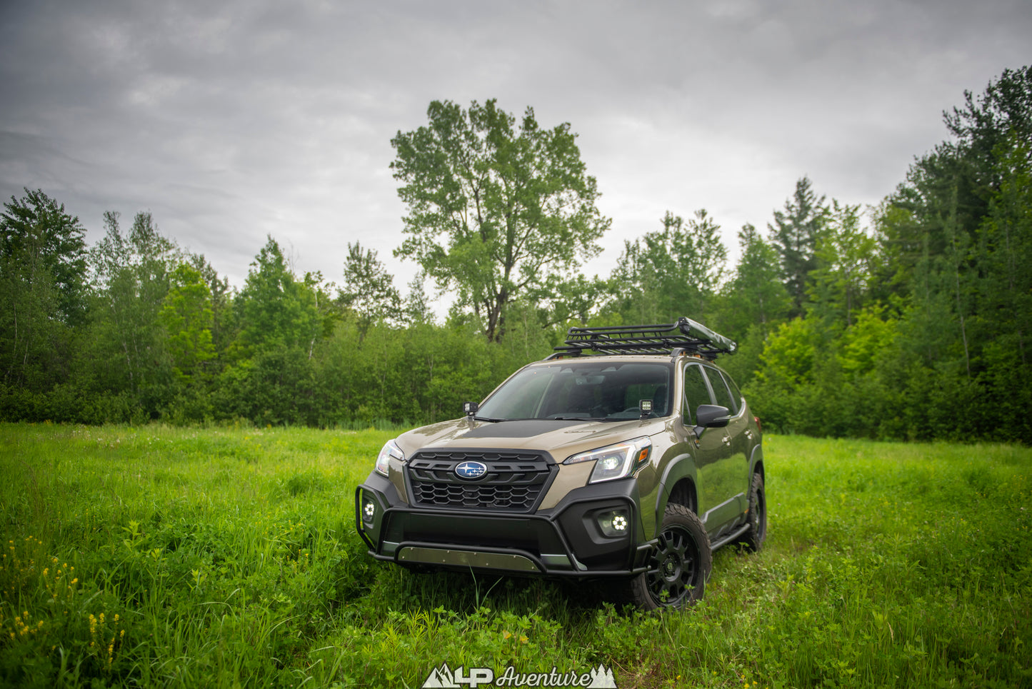 LP AVENTURE BUMPER GUARD - LARGE - (PREMIUM SERIES) - 2022-2025 Forester Wilderness
