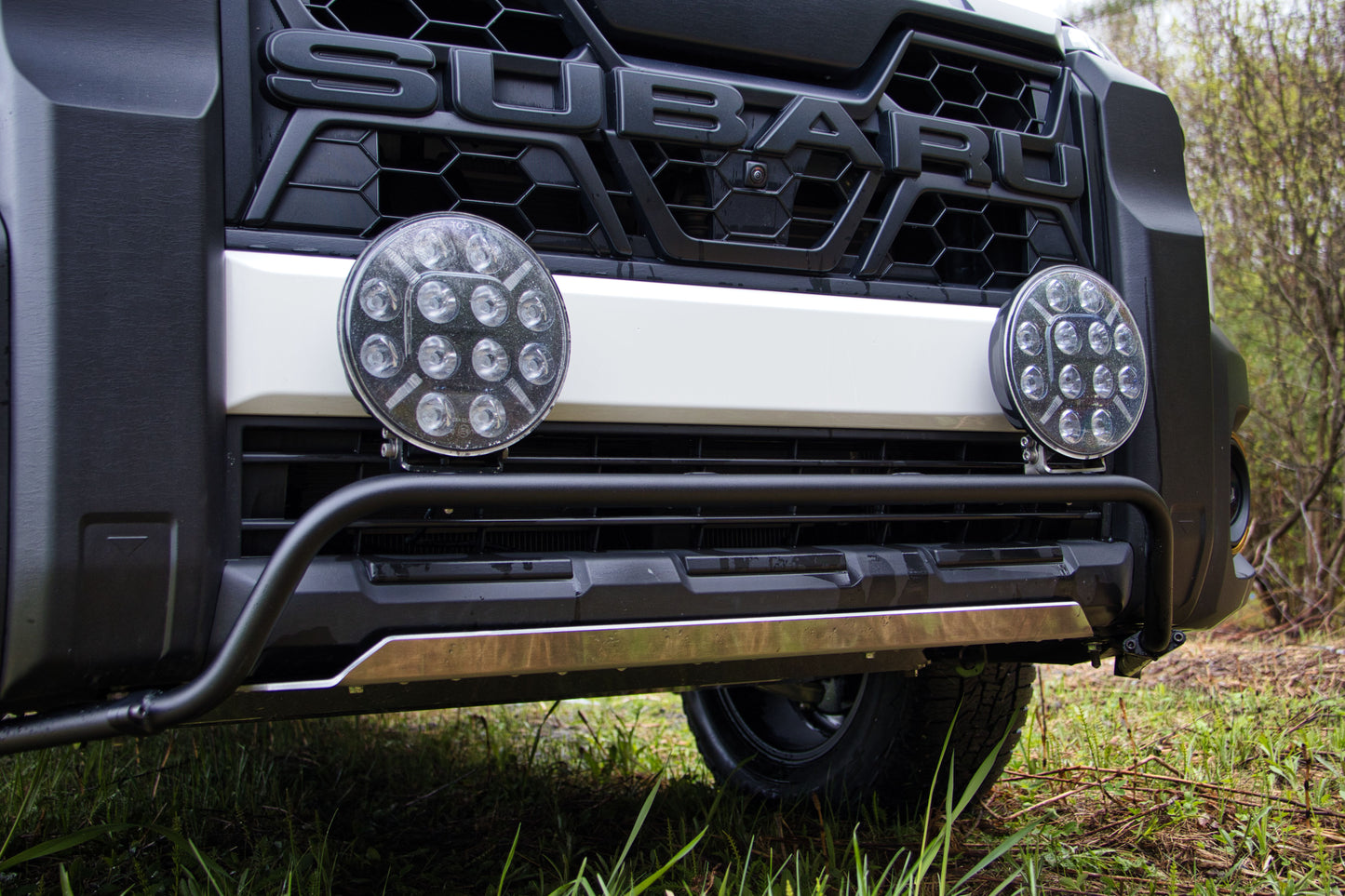 LP AVENTURE LIGHT MOUNTING BAR - 2026 OUTBACK & WILDERNESS